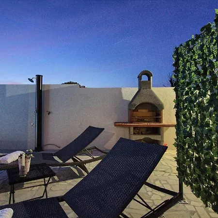 Hébergement de vacances Mit Privatpool Fuer 5 Personen Ca 60 Qm In Sisan, Istrien Suedkueste Von Istrien Šišan